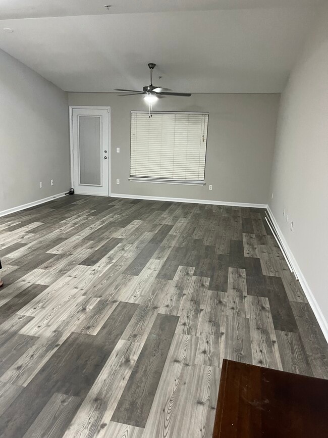 Photo - 3716 Cotswold Ave Condo Unit V