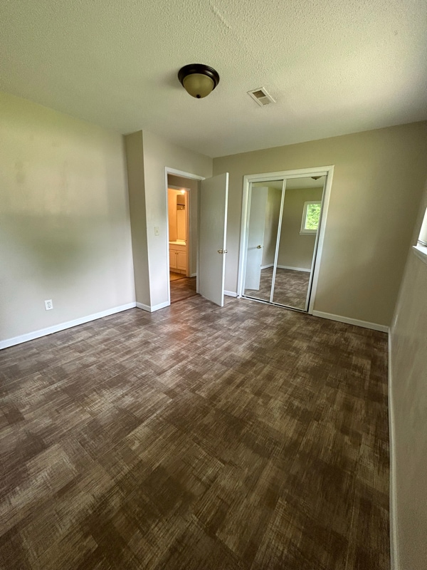 Photo - 5059 Harley Ln