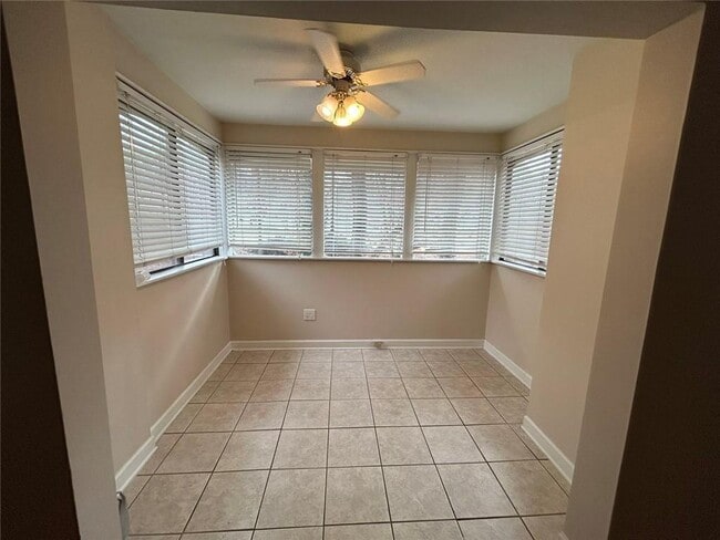 Photo - 1016 Wingate Way