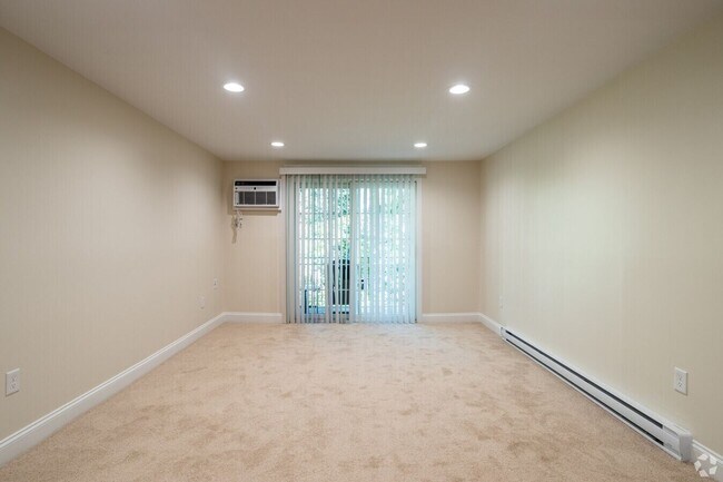 Photo - Tudor Crest Apartments - 2 Autumn Way Seabrook, NH 03874