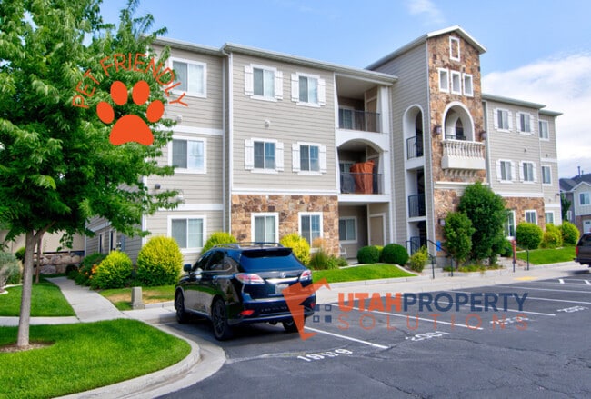 Photo - 1807 N Crest Rd