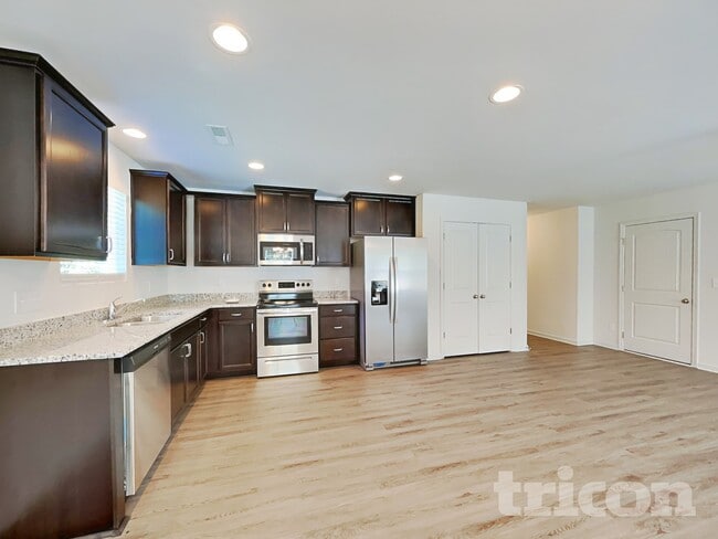 Photo - 4945 Westerly Dr