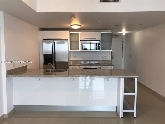 Photo - 185 SW 7th St Unit 2805