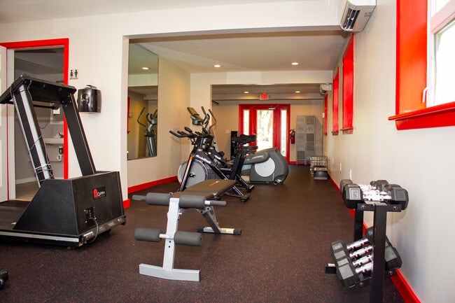 Photo - Royal Gardens at Kingston