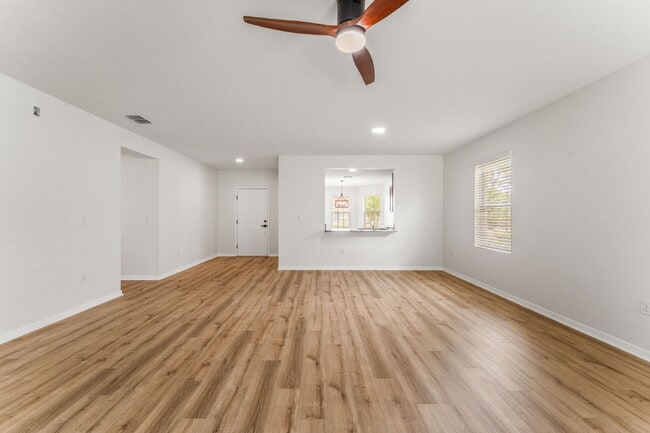 Photo - Charming 3 Bed, 2 Bath with Scenic Views i...