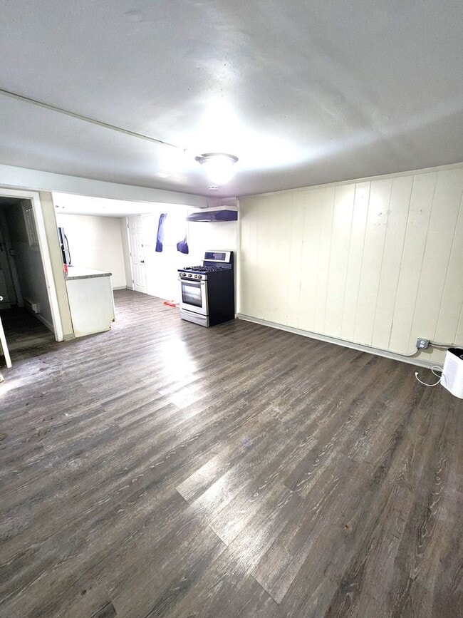 Building Photo - 653 S 69th St Unit A