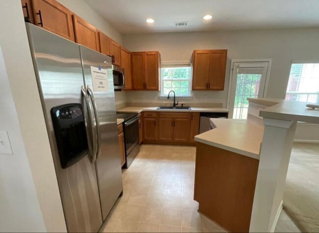 Photo - 6941 Rogers Point