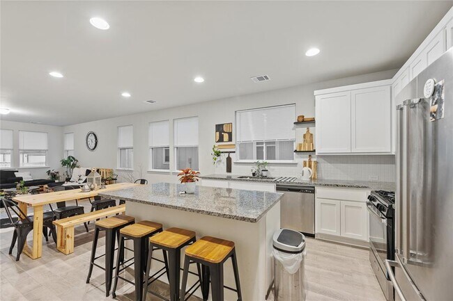 308 Catalina Dr