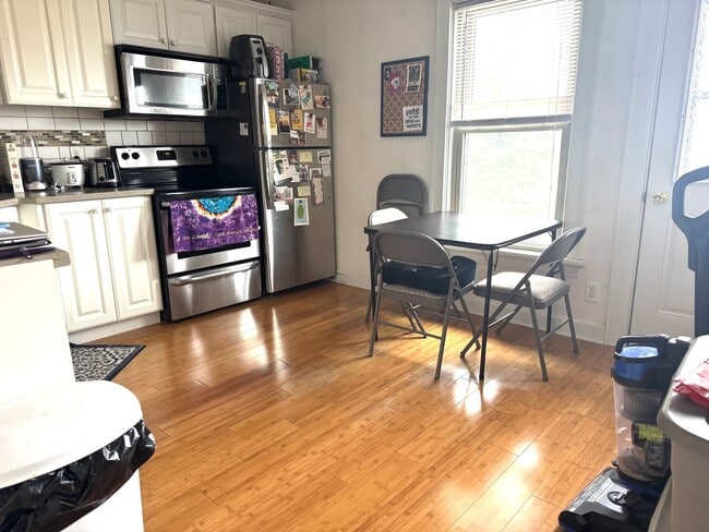 Photo - 2718-2720 Sommers Avenue Unit #4
