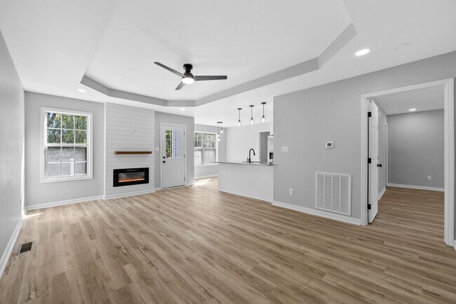 Photo - 8635 Kingman Ct