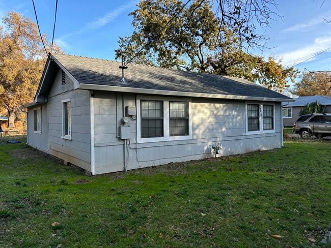 Photo - 20582 Prairie Ln