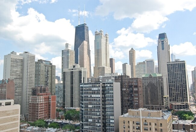 Photo - 1 E Scott St Unit 1906