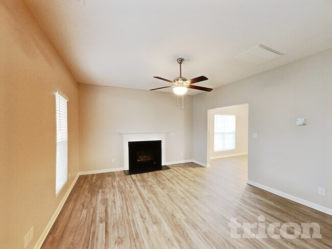 Photo - 320 Stone Meadow Dr