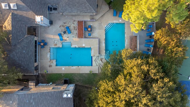 Ronan Apartment Homes
