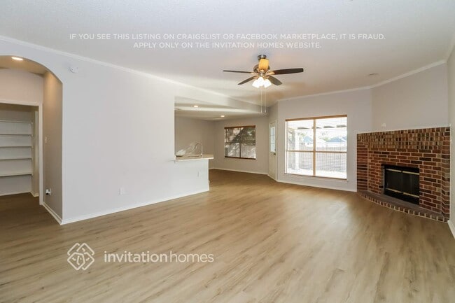 Photo - 632 Creekview Dr