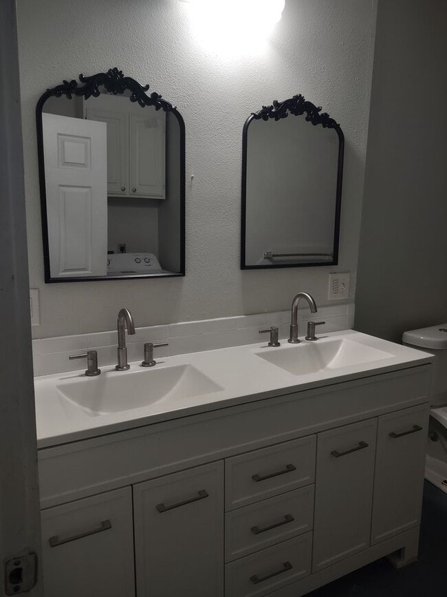 Photo - 1114 S San Marcos Unit 3