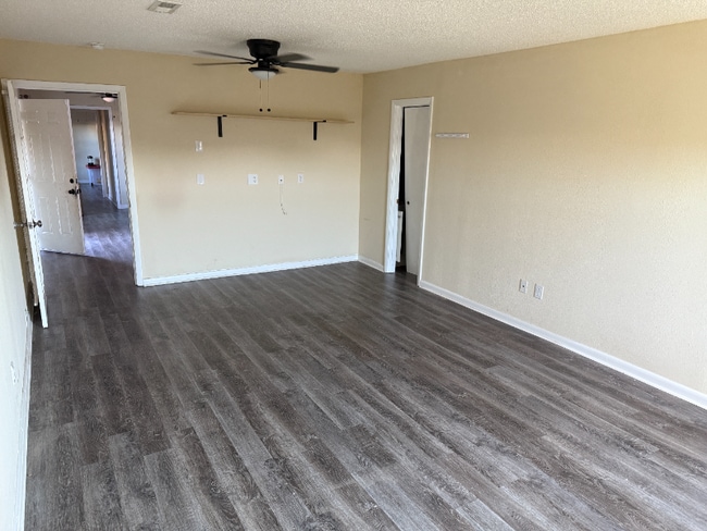 Photo - 2724 10th Ave SW