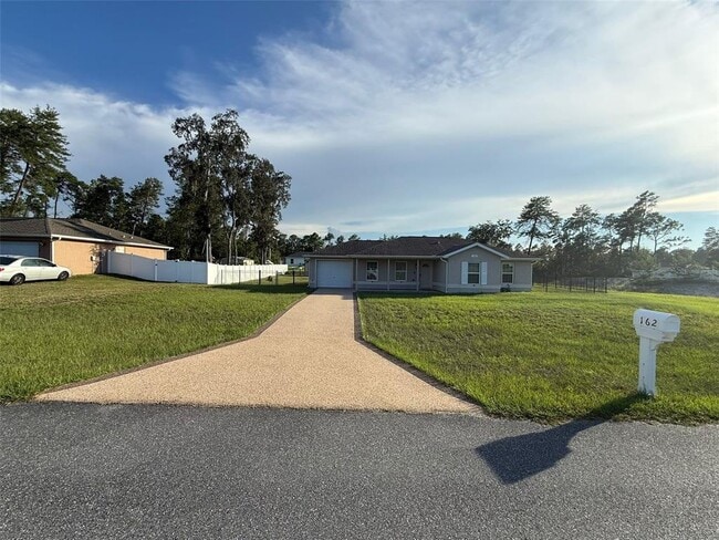 Building Photo - 162 Marion Oaks Golf Rd Rental