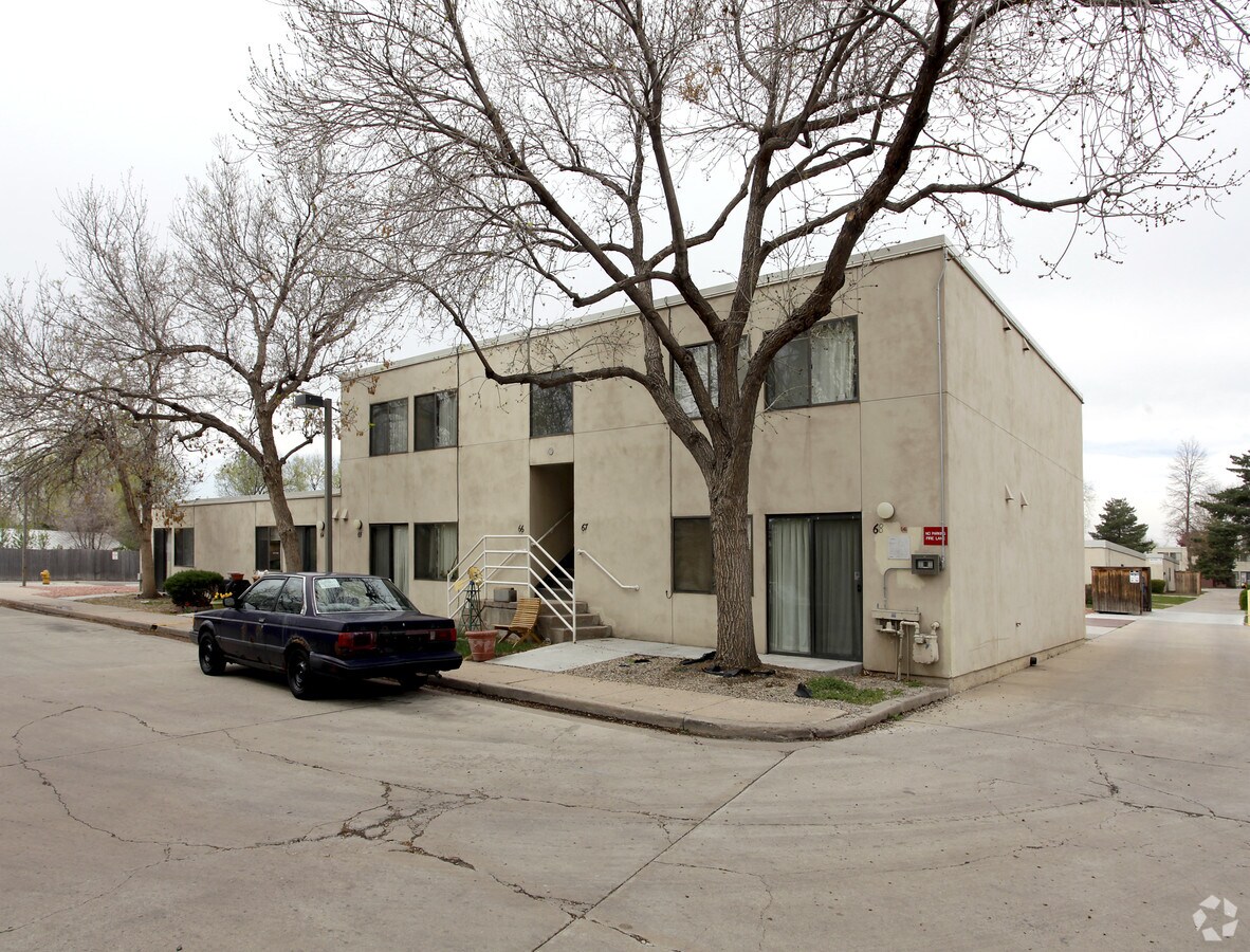 Photo - Mountain Towers and  Elliot Cottages