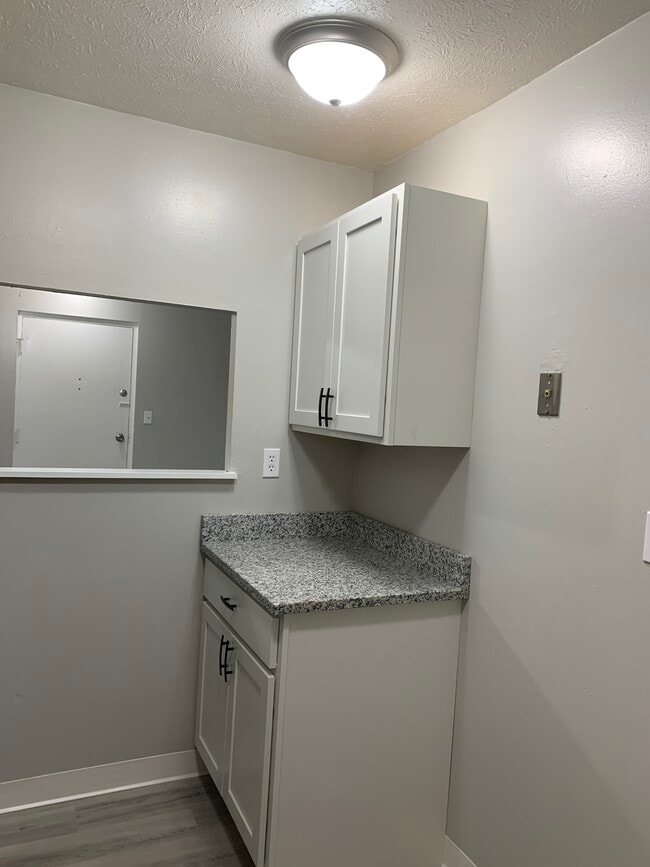 Queensdale Apartments