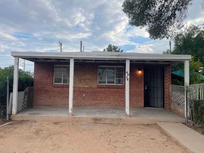 Building Photo - 4634/4636 19th Unit 4636 19th