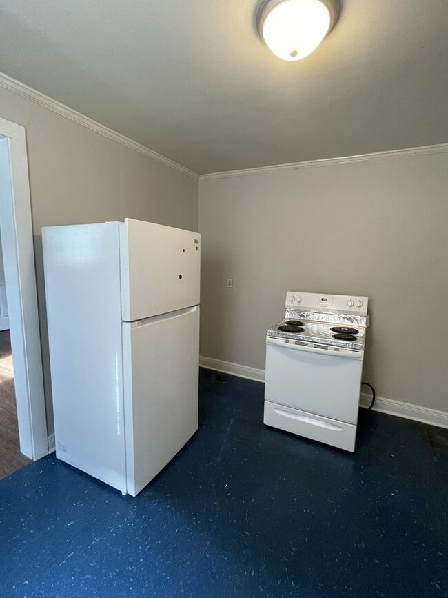 139 N Carrollton Ave Unit 2D