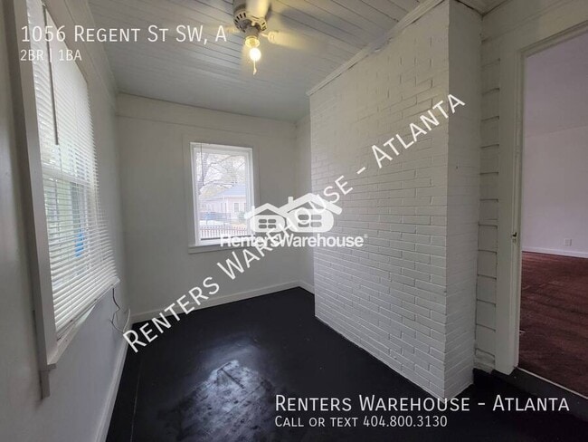 Photo - 1056 Regent St SW