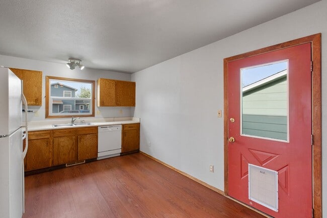Photo - Students Welcome! Corner-Lot 3 bed/2 bath Ranch in West Fort Collins