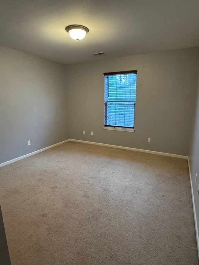 Photo - 3 Bedroom Home Close to FLW!