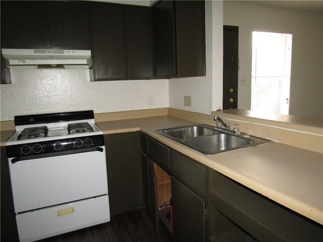 Photo - 4910 Pepper Ln