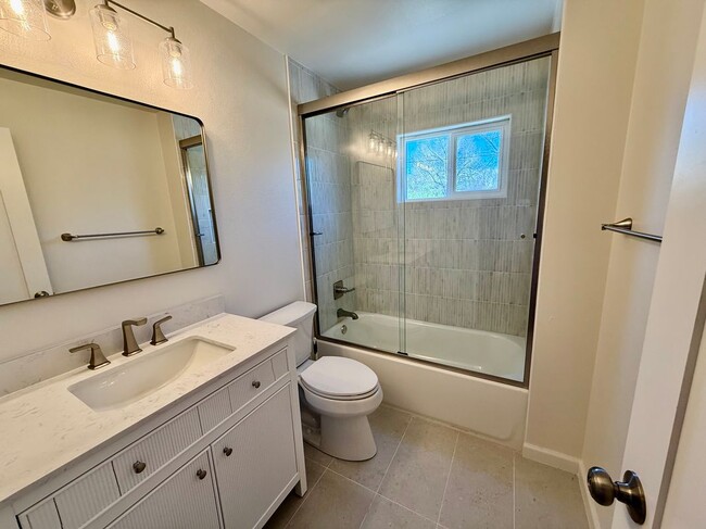 Photo - 1205 S Grape St