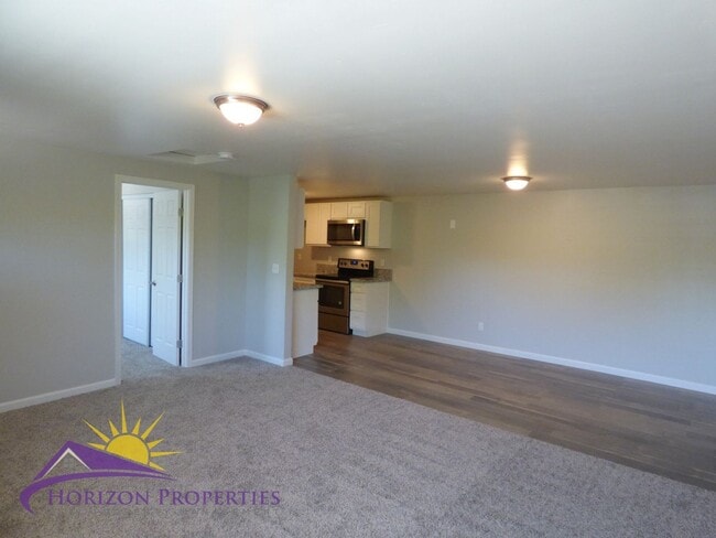 Photo - 2200-5930 60th/T st Unidad 5930 T st