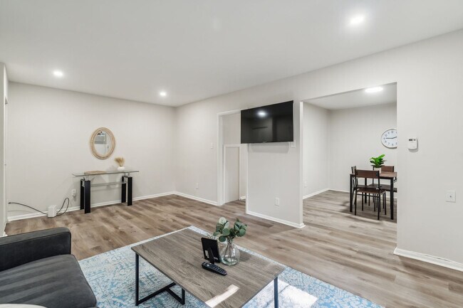 Photo - 118 Wharton Dr Unit SI ID1612996P