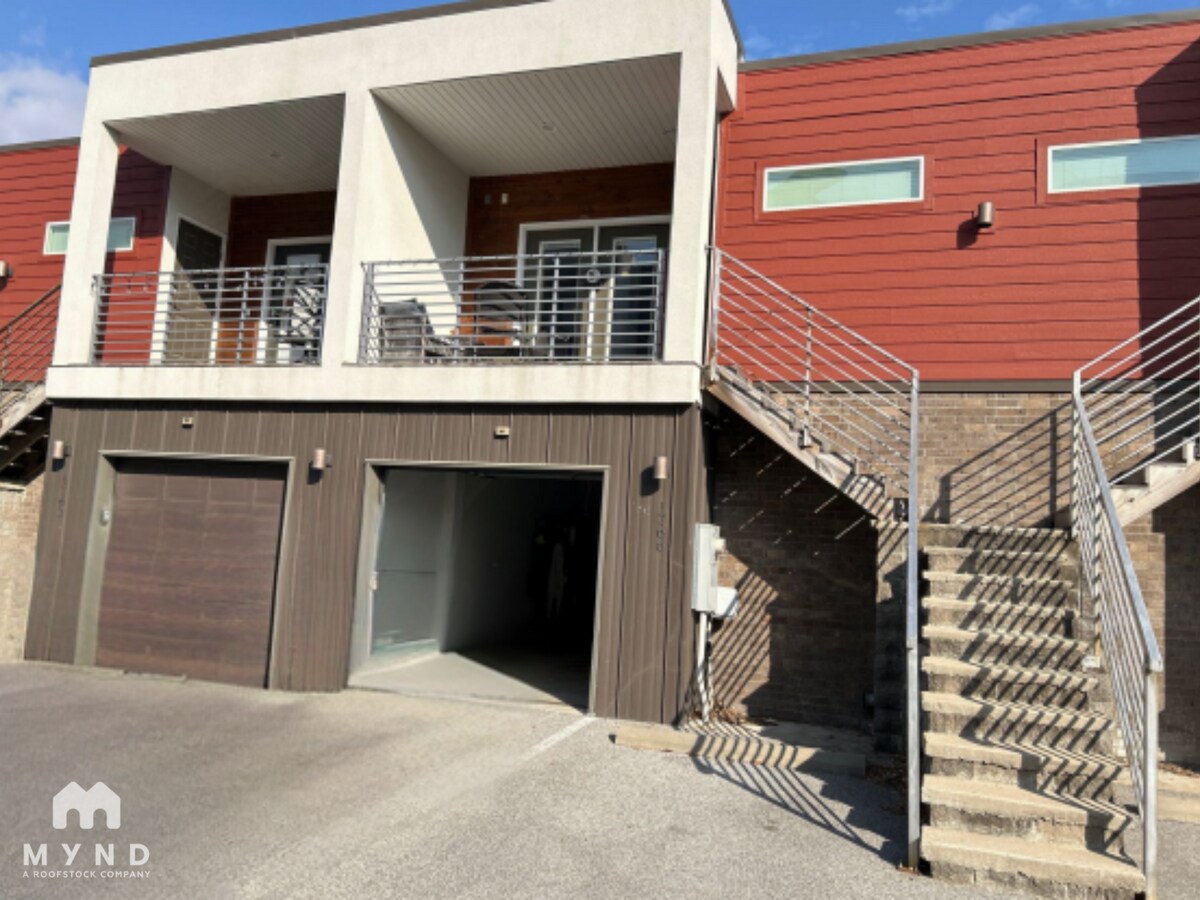 Photo - 1766 N Reno Dr Townhome
