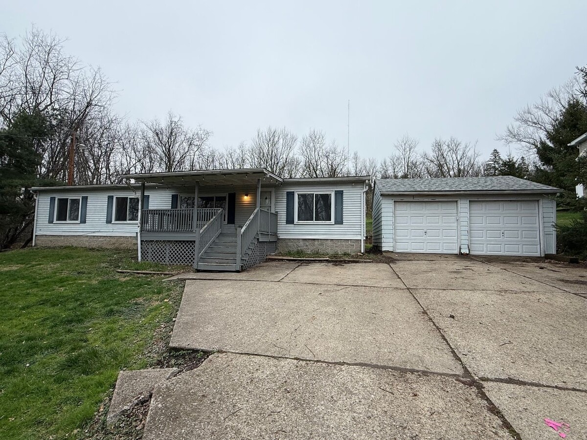 4 Bedroom 2 Bath Home - 4 Bedroom 2 Bath Home