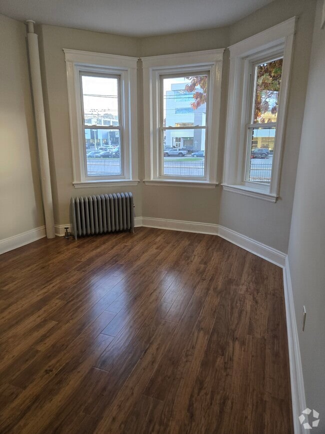 Building Photo - 180 Saint Paul St Rental