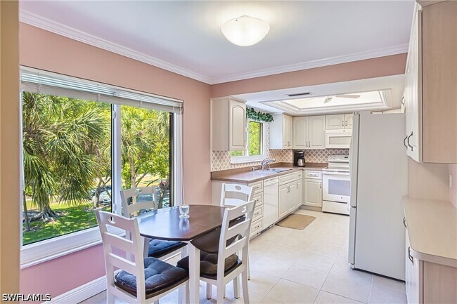 Photo - 7402 Lake Breeze Dr Unit 306