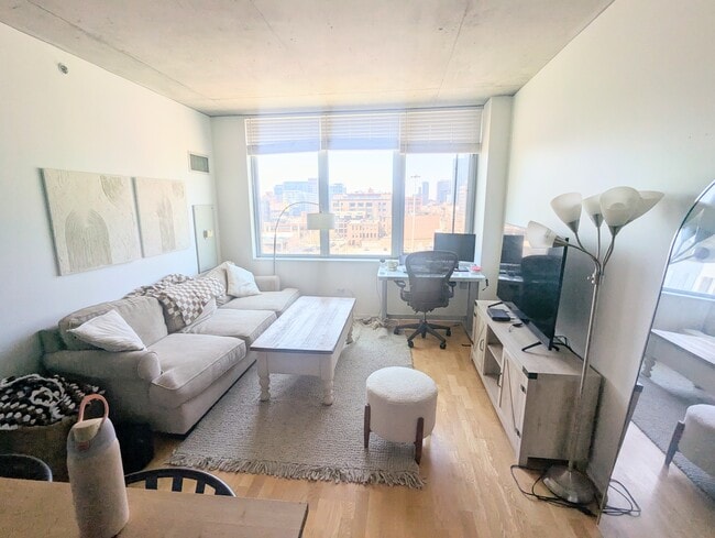 Photo - 659 W Randolph St Unidad 711