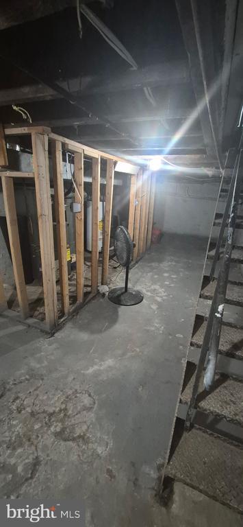 Building Photo - 627 S Pulaski St