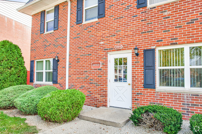 Building Photo - MAPLE CREST Rental