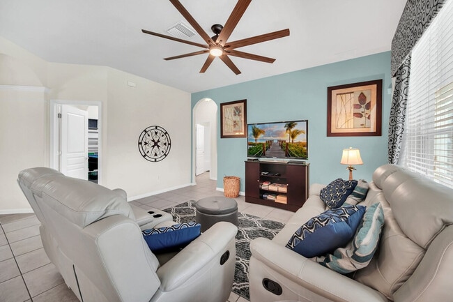 2556 Archfeld Blvd Unit SI ID1622387P