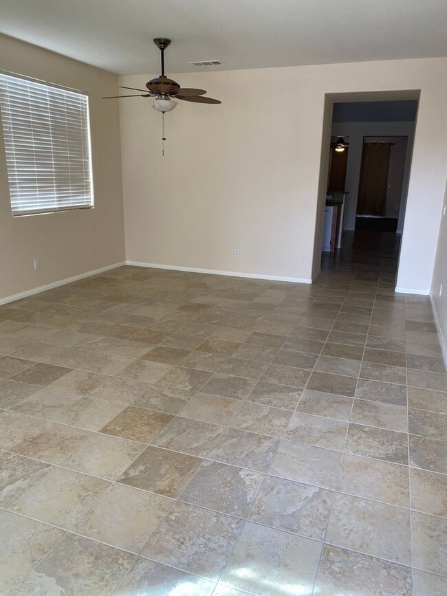 Photo - 3 BEDROOM VICTORVILLE HOME