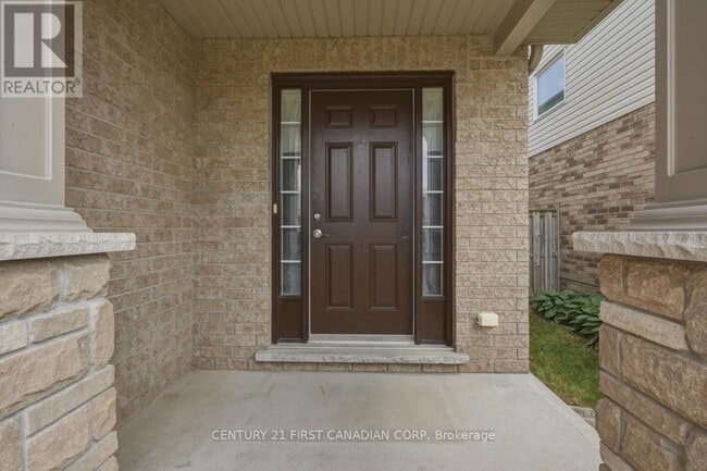 Photo - 3302 Emily Carr Lane