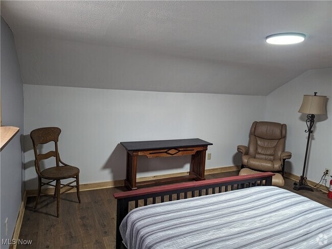 Building Photo - 7469 State Rte 534 Rental