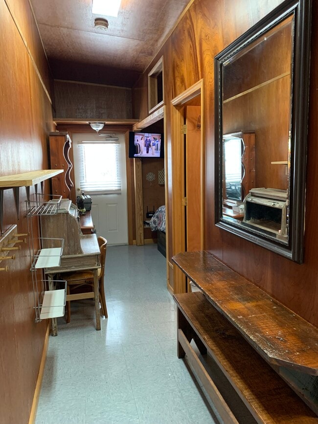 Photo - 5843 N Highway 1 Unidad 3.