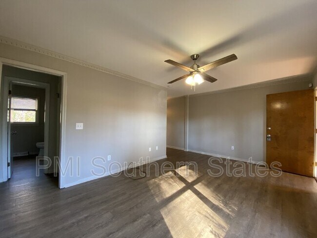 Photo - 209 Jonesville Rd