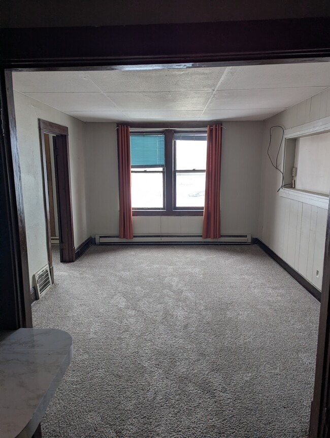 Photo - 807 W College Ave Unit Apartment 1