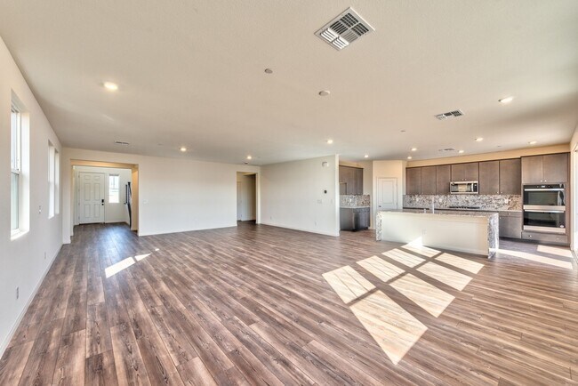 Photo - 2825 Gallarate Dr