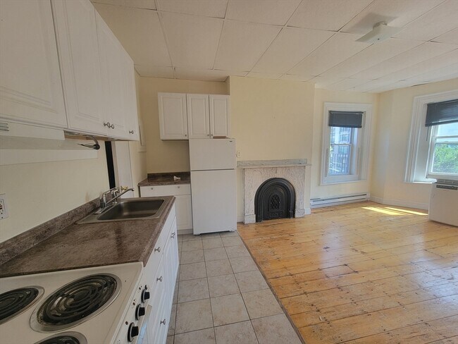 Photo - 694 Massachusetts Ave Unit 5