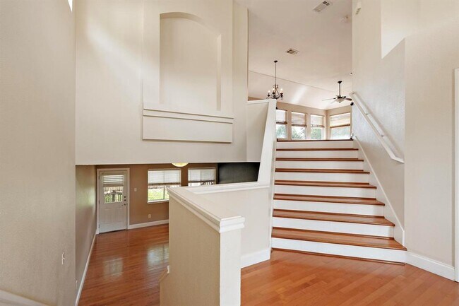 Photo - 1806 Rosenborough Ln N